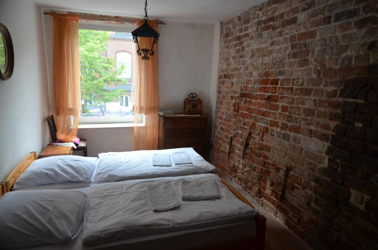 Altstadthotel Zum Goldenen Anker Lübeck Extérieur photo